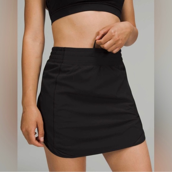 Lululemon Hotty Hot HR Skirt Long NWT Black High Rise - Picture 4 of 7
